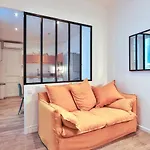 Fully Equipped, Ac & As Be Apartment *