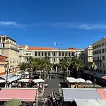 Apartment Old Town Place Rossetti Themed 2br Full Air Conditioning