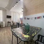 Modern Apartment Nice Old Town