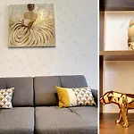 Nestor&Jeeves - Chill Lounge - City Center, Close Sea