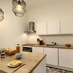 Apartment Nestor&jeeves - Cozy Maccarani - Center, Close Sea Nice