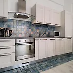 Nestor&jeeves - Royal - Central, Close Sea * Nice