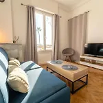 Centre-ville En Etage Apartment Nice