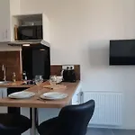 Nice Centre-Ville Studio En Etage Refait A Neuf