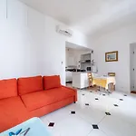 Claudia - -quiet- Near The Sea- Ac- Private Parking *
