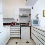 Apartment Claudia - -quiet- Near The Sea- Ac- Private Parking *