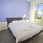 Garden Floor With Promenade Sea View Apartment