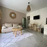 Apartment Cosy 2 Pieces, Jardin Privatif Et Piscine Fabron *