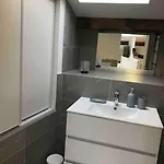 Atypique Et Merveilleuse Petite Maison En Plein Coeur De Nice, A Proximite De La Et Des Plages