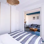 La Maioneta Carre D\'Or