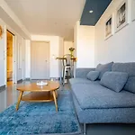 La Maioneta Carre D\'Or