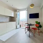 Le Panoramique Apartment