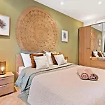 - Renting - Lascaris - Charm & Spacious & Comfort 3p Port Bonaparte *