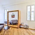 Studio Avec Mezzanine Au Coeur De La Vieille Ville