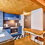Apartment Studio Avec Mezzanine Au Coeur De La Vieille