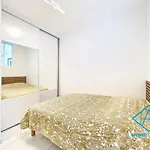 Royal Lux Spacious Seaside Pool * Nice