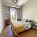 Nestor&Jeeves - Belle Epoque - Central, Close Sea