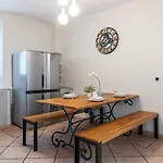 Cozy 1 Bdr At Port Nice