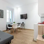 Garibaldi Square - Cozy 1 Bdr Old Town