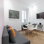 Apartment Garibaldi Square - Cozy 1 Bdr Old Town *