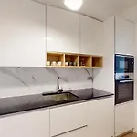 Aparthotel Loft Victor Hugo 73 Fshh
