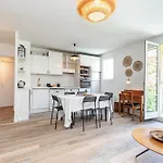 2 Bdrs & Parking In The Old Town ! Apartment Nice