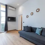 Garibaldi Square - Cosy 1Bdr In The Old Town