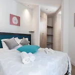 Refined & Cozy 1 Bedroom Downtown Apartment *