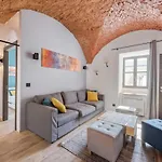 Superbe Appartement Au Coeur Du Vieux Nice !