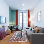 Cosy 1 Bdr Near Garibaldi Square