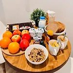 Apartment Sunshine Getaway - Stylish In The Heart Of Nice