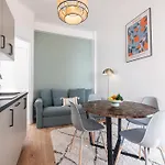 Lovely 2 Bdr Harbor Apartment Nice