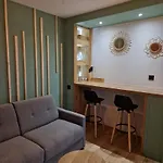 Apartment Cosy Haven 5 Min From Carnival Hyper-center! *