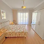 Cosy Sea Front Apartment Nice France