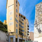 2 Bdrs & Parking In The Old Town ! Apartment Nice