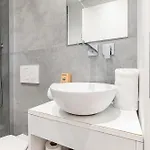 Garibaldi Square - Cosy 1bdr In The Old Town