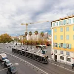Garibaldi Square - Cosy 1bdr In The Old Town