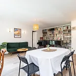 2 Bdrs & Parking In The Old Town ! Apartment Nice