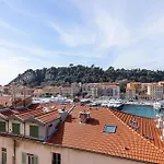 Extraordinary View On Port And Castle Hill - 1 Bdr & Parking