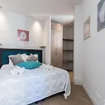Refined & Cozy 1 Bedroom Downtown *