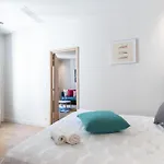 Refined & Cozy 1 Bedroom Downtown