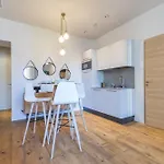 Refined & Cozy 1 Bedroom Downtown Apartment Nice