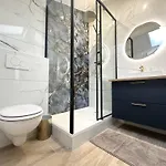 Elegant Mansarde-place Du Pin Apartment Nice