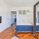 Cassin - Bel Appartement T3 Proche De La Mer