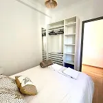 Apartment - T3 Renove De 50 M2 Classe 2 Etoiles *