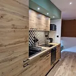 Cosy Haven 5 Min From Carnival Hyper-center! * Nice