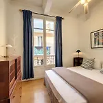 Nestor&Jeeves - Provencal - Central - Near Beach