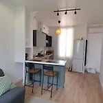 Cosy Apartment Next To Sea And Tramway In Nice