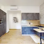 Gold-stars Fshh Apartment Nice