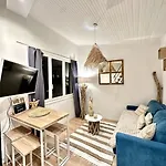 La Taniere Du Bois Flotte * Nice